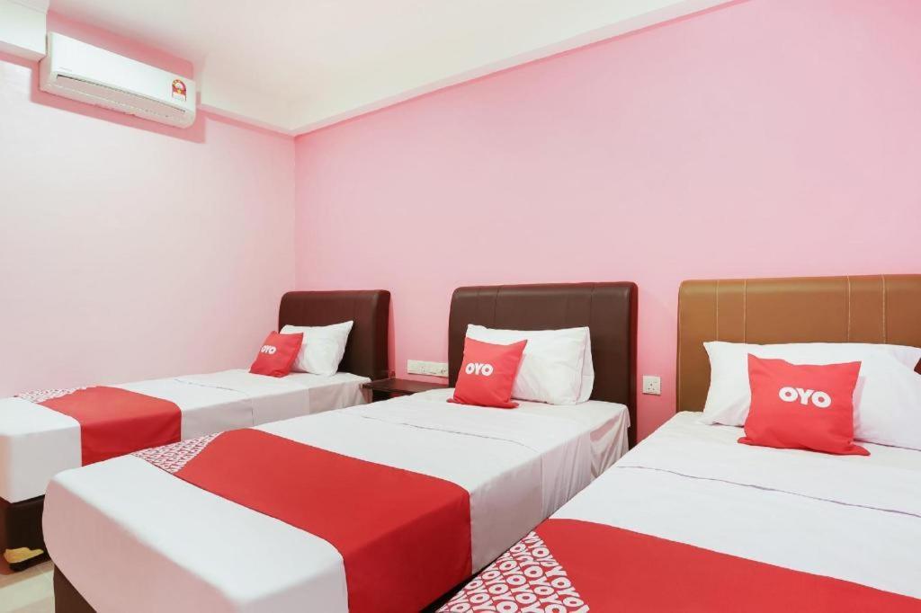 Oyo 89387 Sun Keerana Hotel Klang Dış mekan fotoğraf