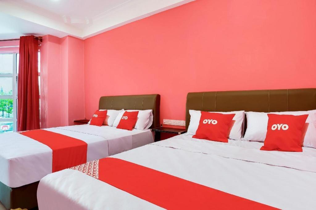 Oyo 89387 Sun Keerana Hotel Klang Dış mekan fotoğraf