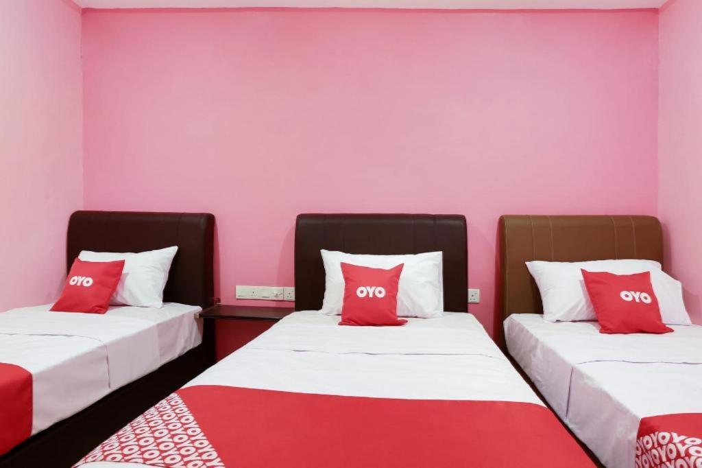 Oyo 89387 Sun Keerana Hotel Klang Dış mekan fotoğraf