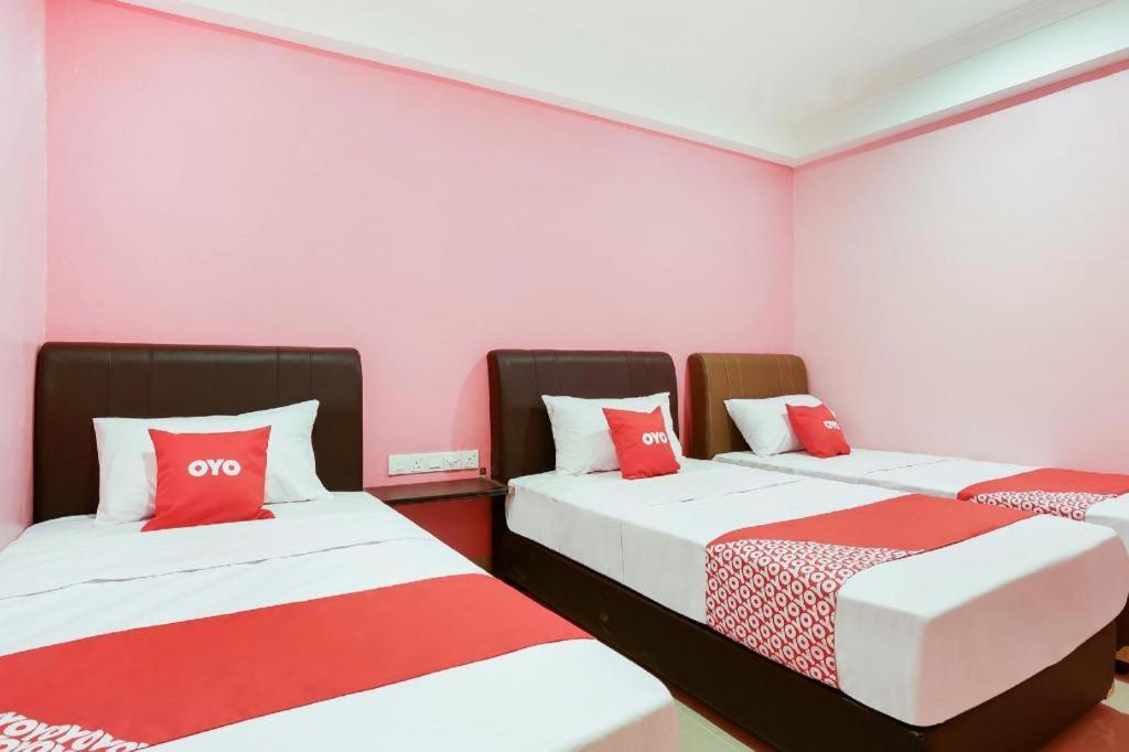 Oyo 89387 Sun Keerana Hotel Klang Dış mekan fotoğraf