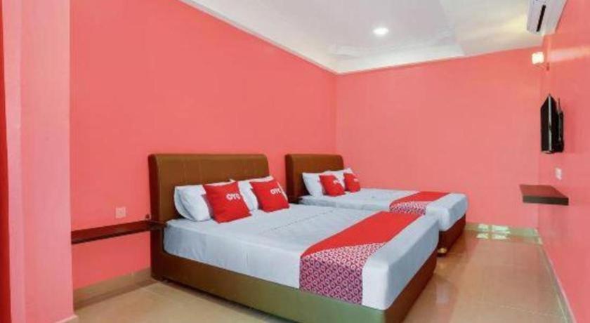 Oyo 89387 Sun Keerana Hotel Klang Dış mekan fotoğraf