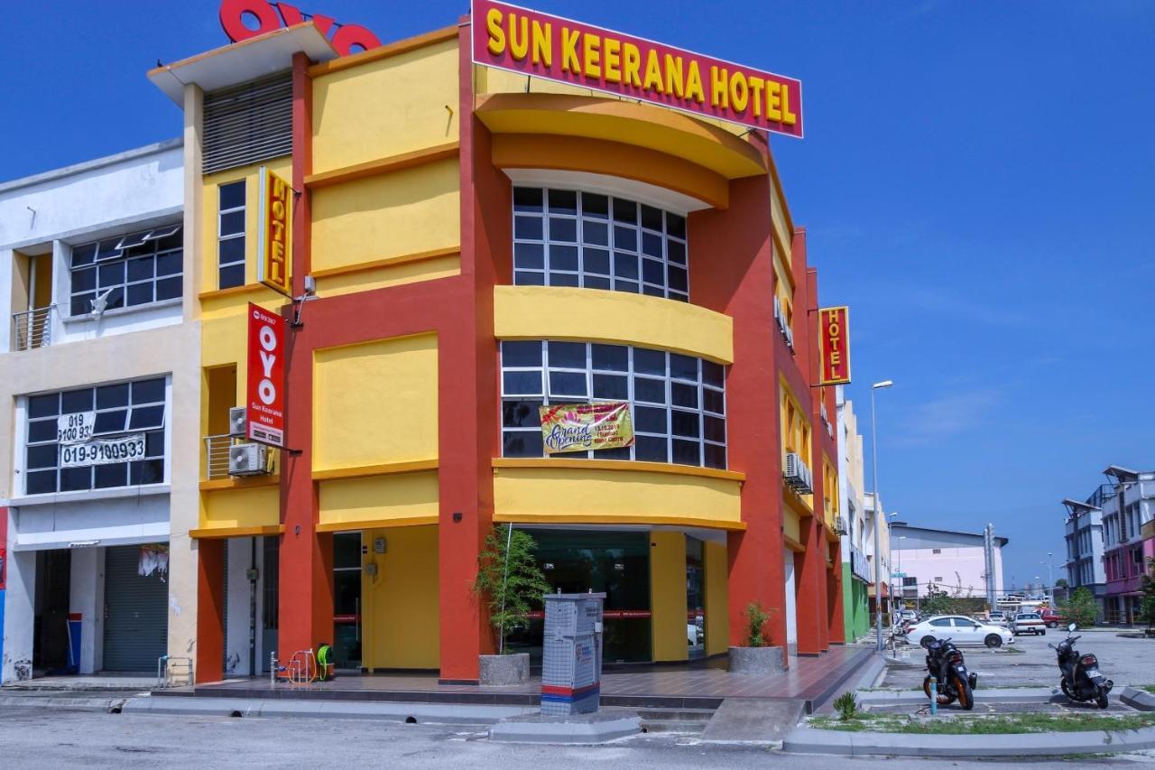 Oyo 89387 Sun Keerana Hotel Klang Dış mekan fotoğraf